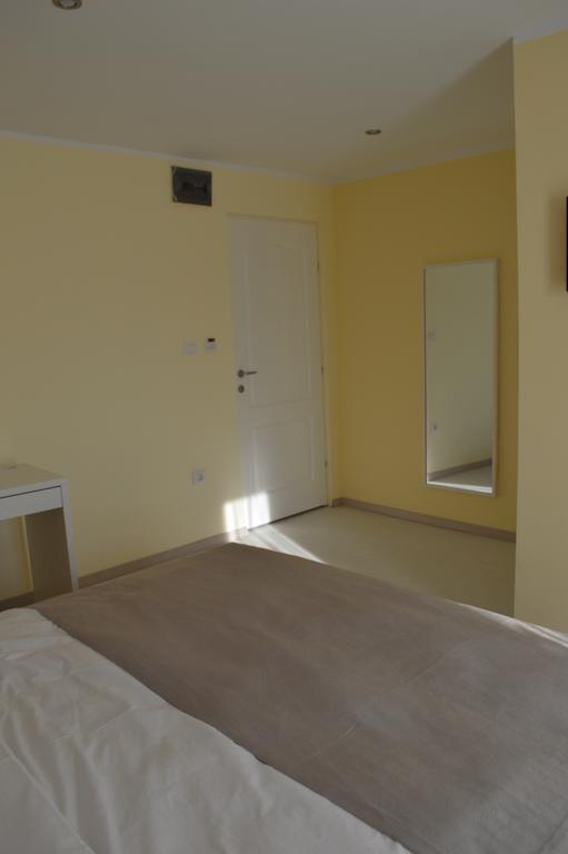 Hotel Nova Buzău Buitenkant foto